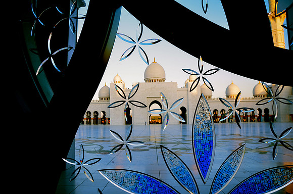Sheikh Zayed Grand Mosque, Abu Dhabi, United Arab Emirates