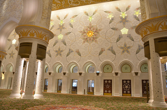 Sheikh Zayed Grand Mosque, Abu Dhabi, United Arab Emirates