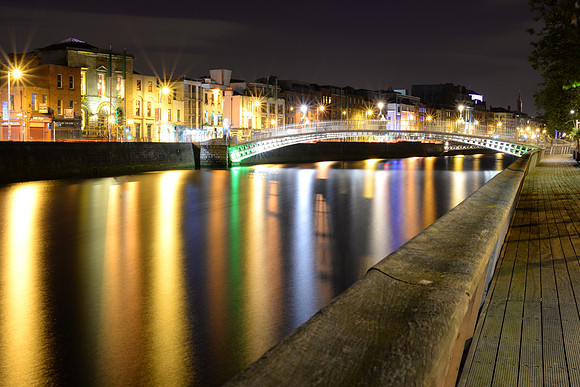 Ha'penny Bridge, Dublin, Ireland